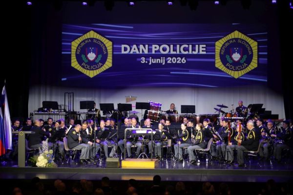 dan-policajev-krsko-2026-10257306FA-3AED-EB3D-B151-BE78591370A8.jpg