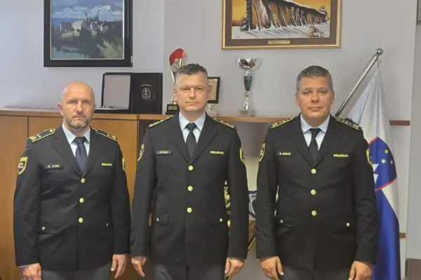 policija-krsko-3F278B8E7-9FF7-5BE5-3B91-09670D893F82.webp