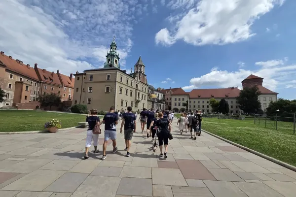 folkloristi-na-poljskem-071A0D0E9B-CC48-8E63-6CD7-BEF86D485F64.webp