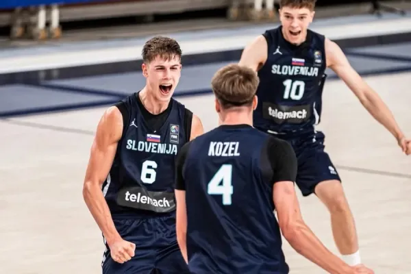slovenija-v-polfinale-u18-17BFFE5964-E55D-2366-82F4-80D46BB88232.webp